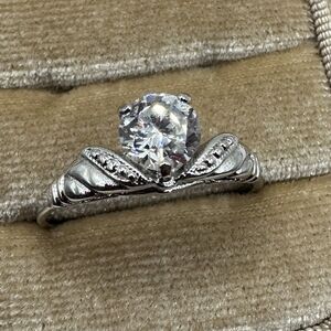 Vtg Designer Lind Cubic Zirconia Sterling Silver Ring Antique Style- Size 9.75